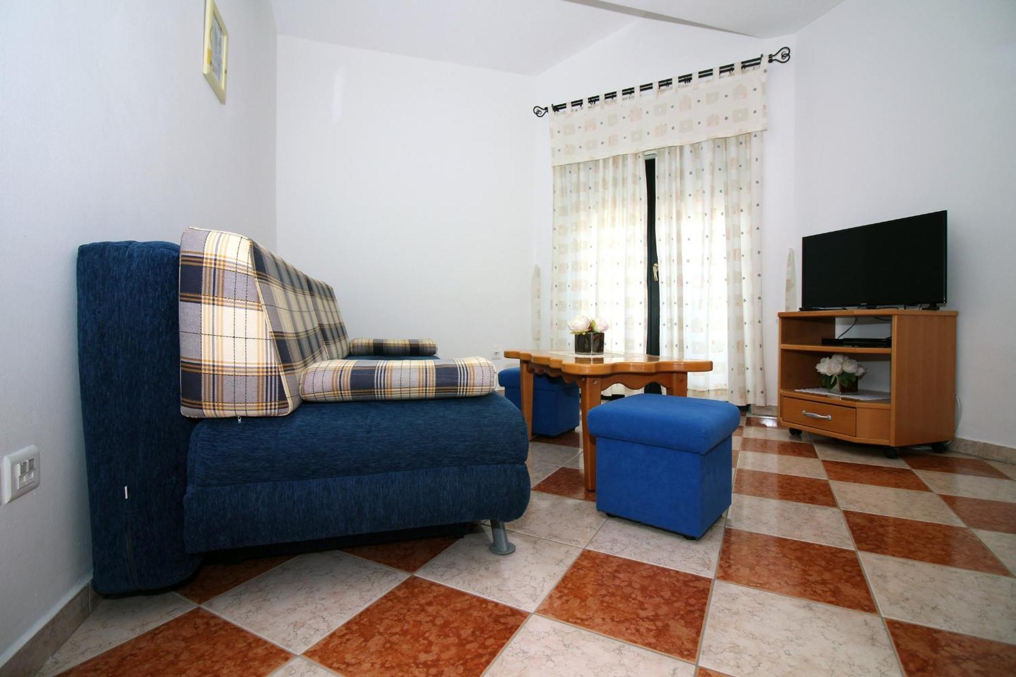Amado/lozic Apartment