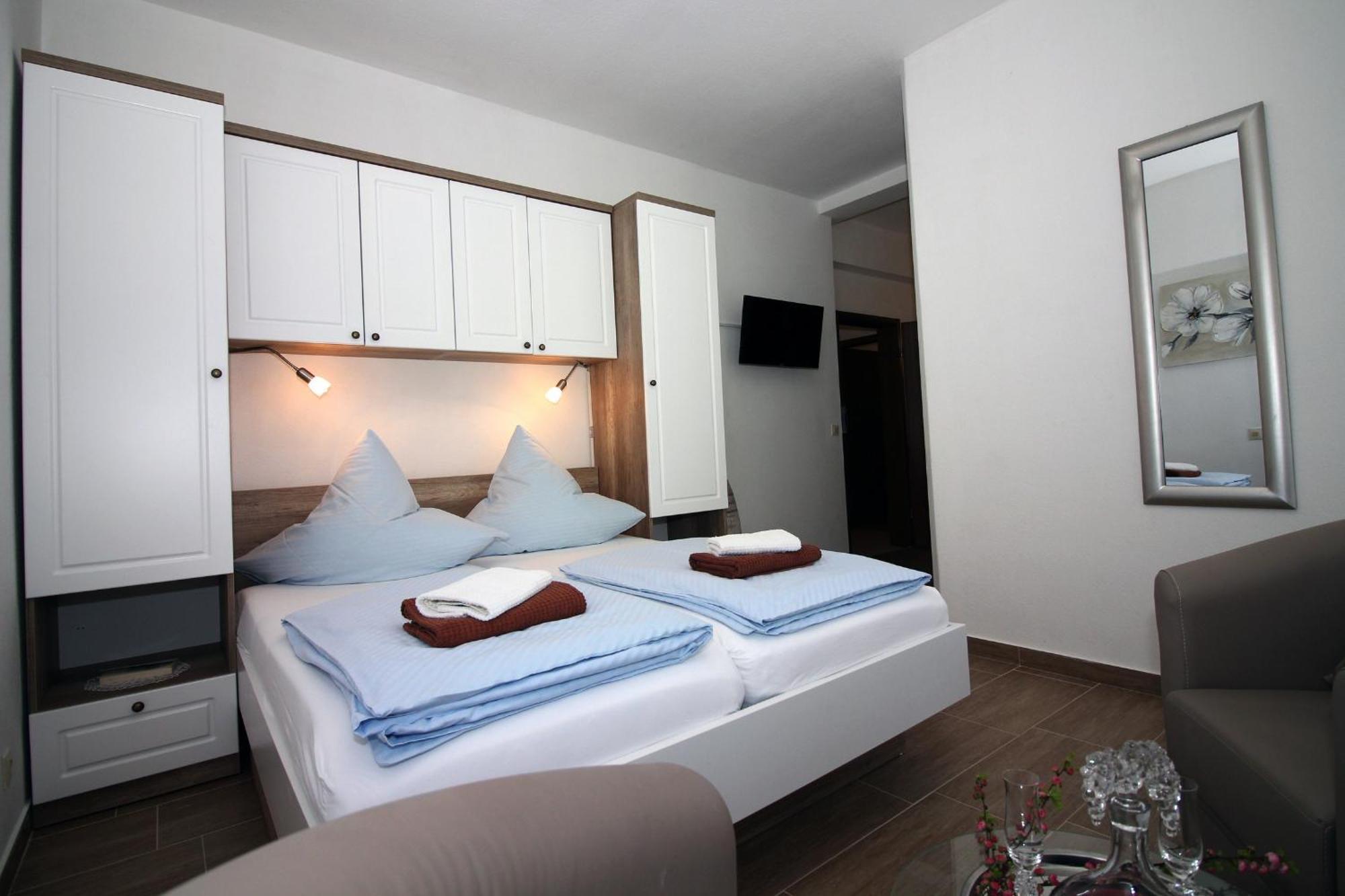 Amado/lozic Apartment