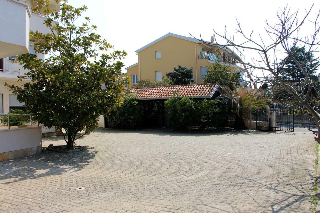 Amado/lozic Apartment Zadar
